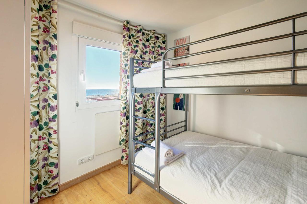Apartament Pau Casals, 2 Min Walk From The Sea & Sea View 滨海略雷特 外观 照片