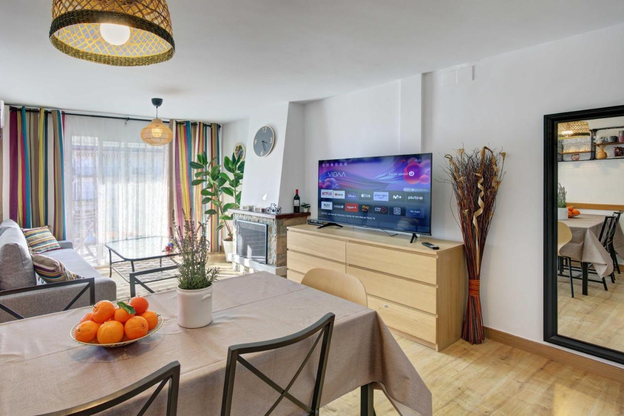 Apartament Pau Casals, 2 Min Walk From The Sea & Sea View 滨海略雷特 外观 照片